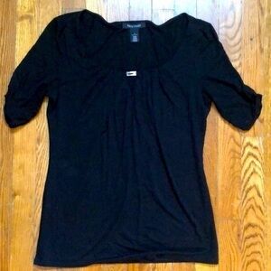 White House, Black market black scoop neck short sleeve shirt size small